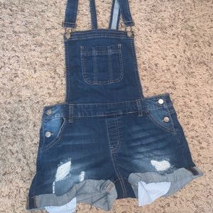Short overalls
